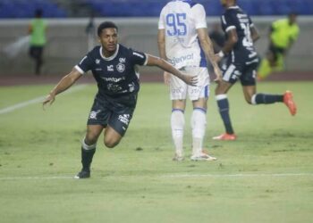 De virada, Remo derrota o Avaí no Mangueirão e se aproxima do G4 | Remo