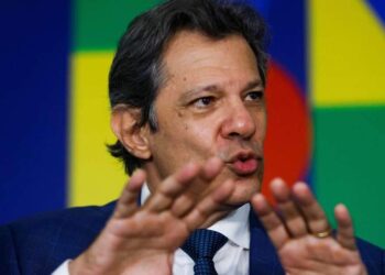 Devemos levar a sério reversão de tributos; houve redução para super-ricos no mundo, diz Haddad | Economia