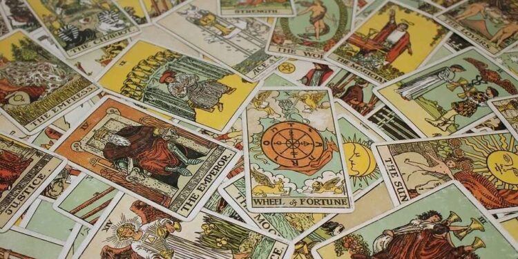 Dinheiro, amor e família: carta do tarot para agosto aponta mudanças significativas | Variedades