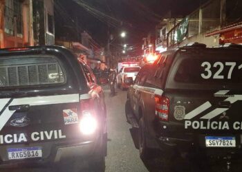 Dois homens são mortos a tiros após jogo de futebol em arena na Pedreira | Polícia