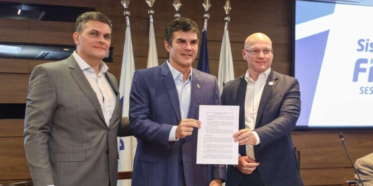 Em resposta a tarifaço, Pará propõe grupo de trabalho com setor produtivo para elaborar estratégia | Política