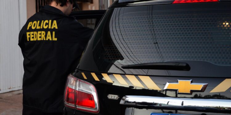 Foragidos por homicídio e feminicídio são presos pela PF no Pará