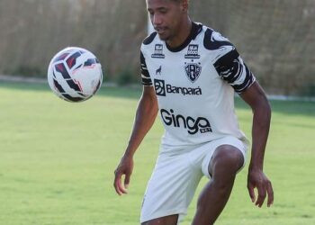 Garcez prevê dificuldades para Paysandu: 'O mais difícil agora vai ser se manter fora da zona' | Paysandu