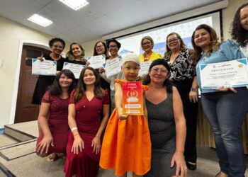 Letras que curam: alfabetização com cultura ribeirinha transforma vidas de crianças hospitalizadas no Pará | Pará