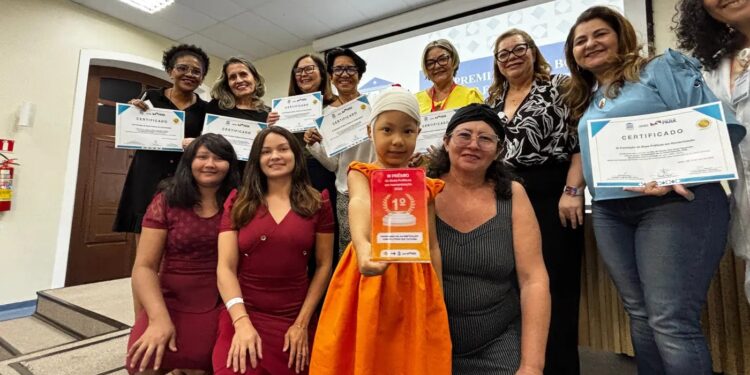 Letras que curam: alfabetização com cultura ribeirinha transforma vidas de crianças hospitalizadas no Pará | Pará