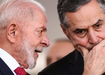Após tarifa de Trump, indústrias pedem que governo Lula negocie com os EUA