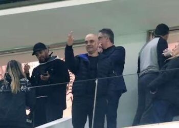 Ministro Alexandre de Moraes reage a provocações da torcida em jogo na Neo Química Arena, em SP | Brasil