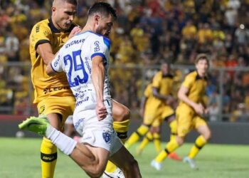 Papão, com um homem a menos, um ponto a mais | Carlos Ferreira