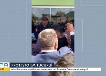 Protesto no sudeste do Pará termina em confusão durante eleição da nova mesa diretora da Câmara Municipal