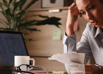 Quer saber se está com alguma dívida no CPF? Veja 5 sites para descobrir se seu 'nome está sujo' | Economia