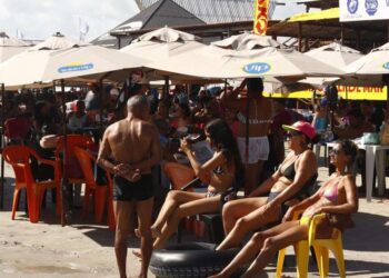 Salinas registra grande movimento no fim de semana que marca o fim das férias escolares | Pará