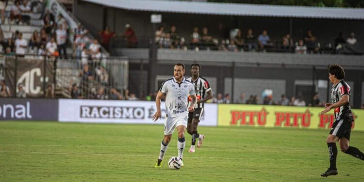 Série B: goleada do Athletic-MG sobre o Avaí-SC ajuda o Remo e time azulino fica no G-4 | Remo