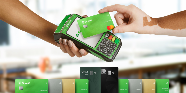 Sicredi alcança maior índice de recomendação entre instituições financeiras, segundo pesquisa da CardMonitor | Sicredi Gente que Coopera Cresce