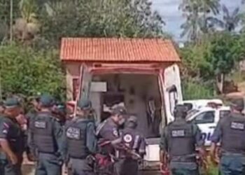 Suspeito de assalto é baleado após apontar arma para policiais em Bragança | Polícia