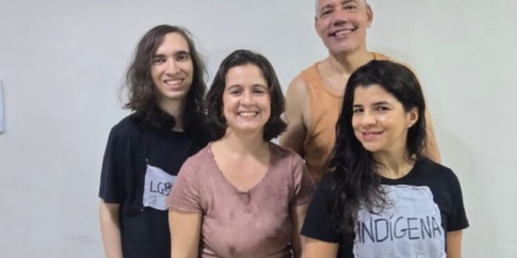 Teatro em formação: espetáculo “NÓS” estreia com textos de Clarice, Brecht e Caio F. Abreu, em Belém | Pará
