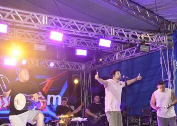 Verão da Rádio Liberal FM: shows de abertura reúnem multidão em Salinas | Cultura