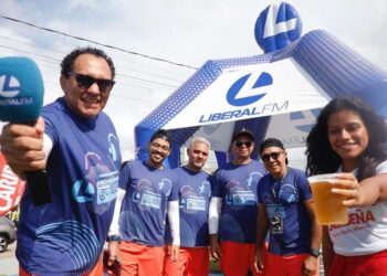 Verão em Salinas: blitz da Rádio Liberal conta com degustação da Caribeña na Praia do Atalaia | Pará