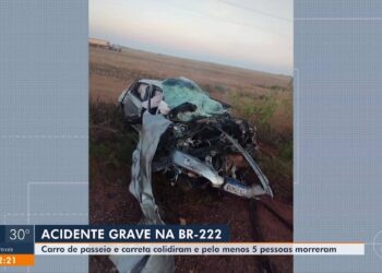 Carro e caminhão batem de frente e cinco pessoas morrem na BR-222 no Pará