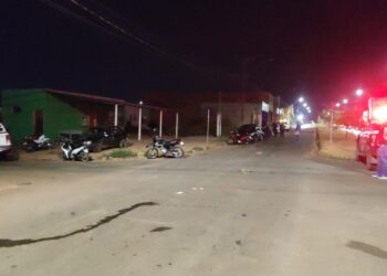 Duas pessoas morrem e três crianças ficam feridas após colisão entre carro e motos no sudeste do Pará