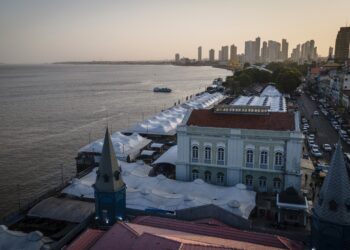 Em meio a impasse sobre hospedagem, governo diz que 61 países estão confirmados na COP30