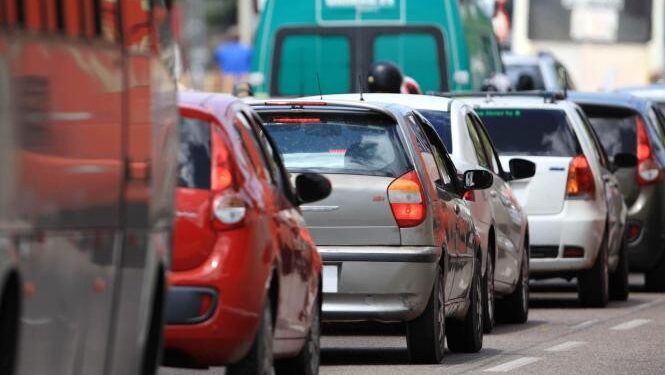 IPVA: proprietários de veículos com final de placas 00 a 30 têm desconto até segunda, 25, no Pará