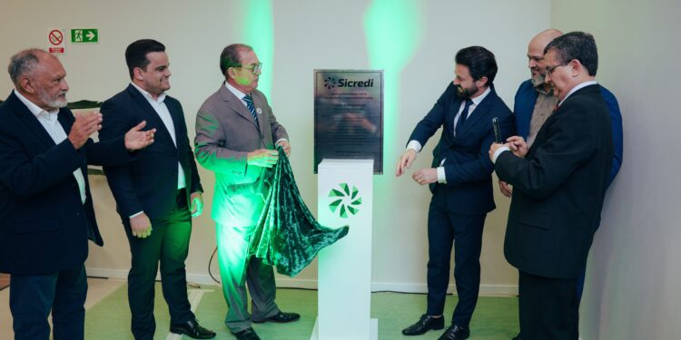 Sicredi inaugura nova agência em Ananindeua e fortalece relacionamento com os associados