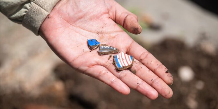 Tesouro arqueológico é descoberto nas obras de revitalização da Praça da Bandeira para a COP30