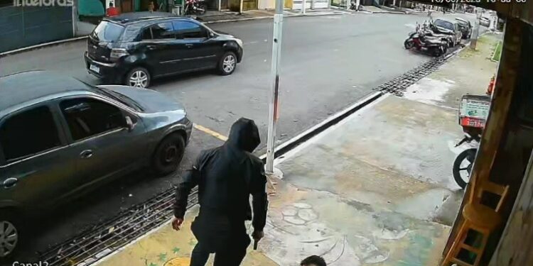 homem é morto por encapuzado na Travessa Vileta, em Belém