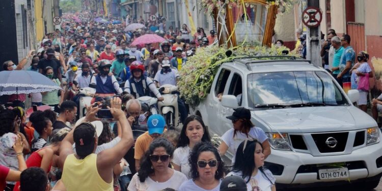 Vigia, no Pará, celebra mais uma edição do Círio de Nazaré com programação cultural e exposição artística